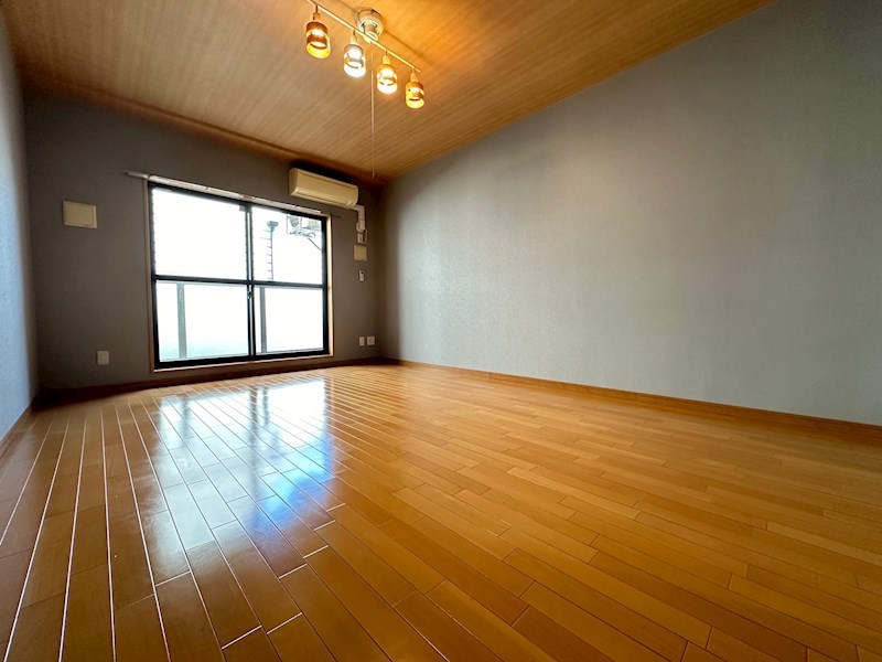 クレインステージ鶴見 リビング