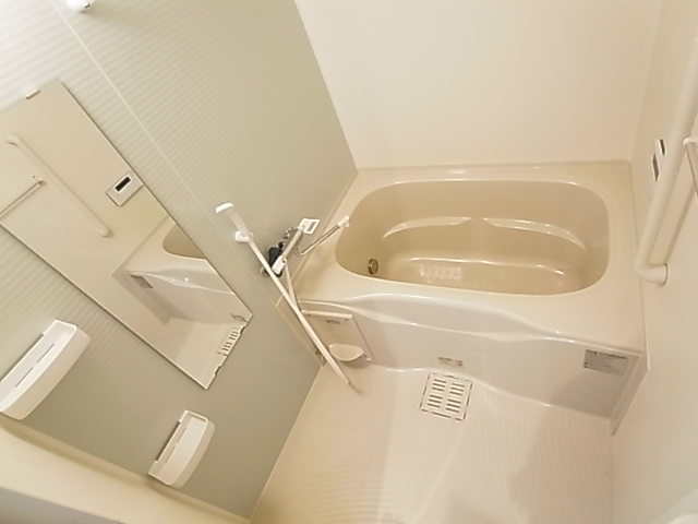アウフシオン 風呂画像