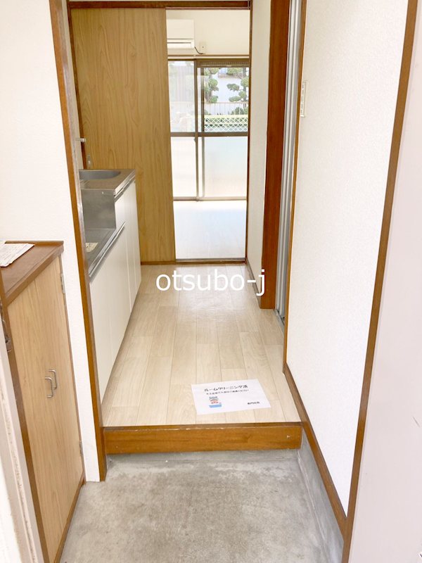アバンセ経堂 玄関