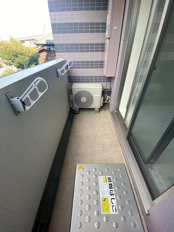 ライジングプレイス綾瀬 ベランダ