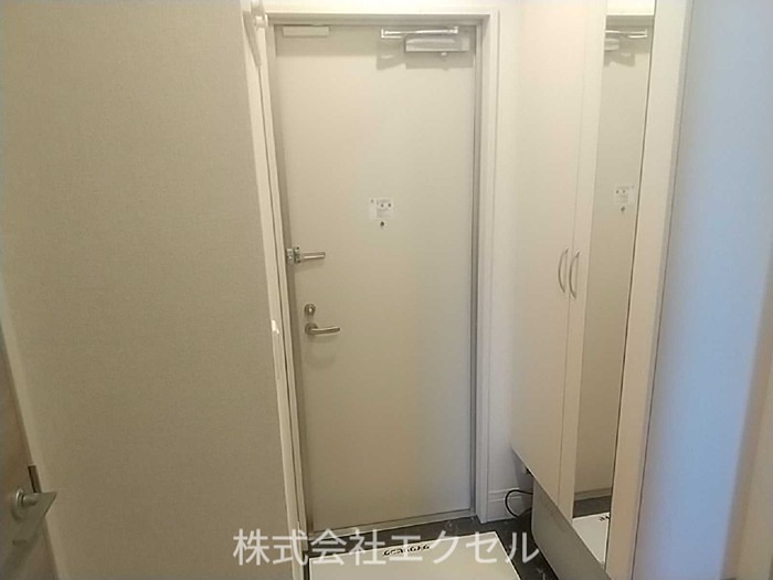 エクセルマルヤマ 玄関