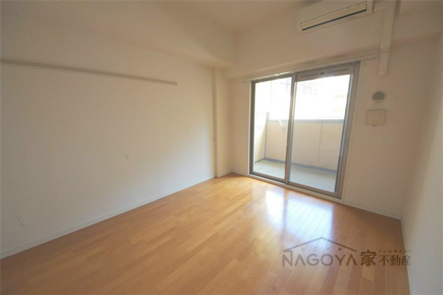 プレサンス泉セントマーク リビング