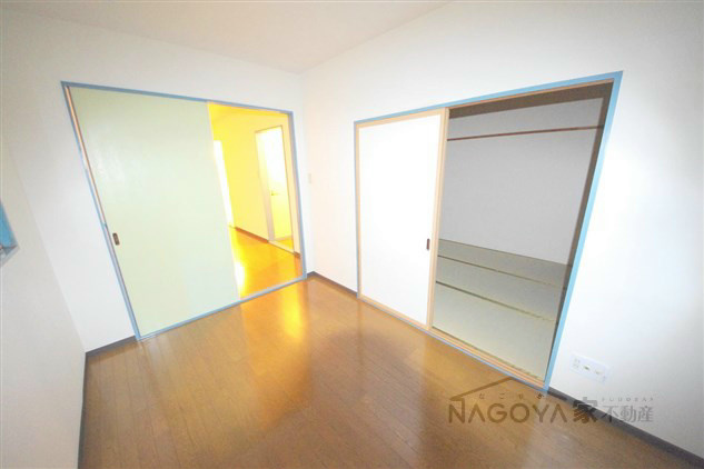 サンライフ千種 ベッドルーム