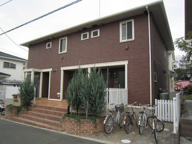 ボンヌールアビタシオン 201号室 外観