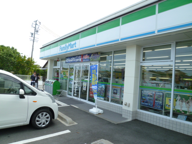 プレンティハウスB コンビニ