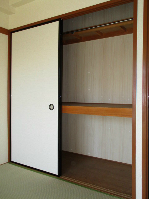 谷マンション 収納