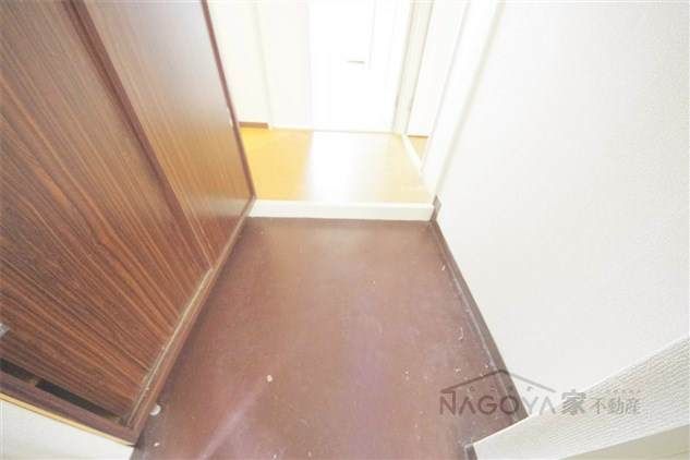 リバーパークヴィレッジ 玄関