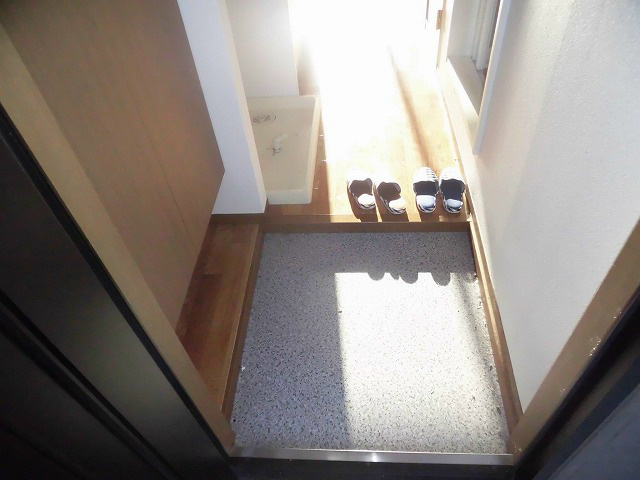 ブランドール藤林 玄関