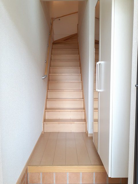 エスペランサ壱番館 玄関