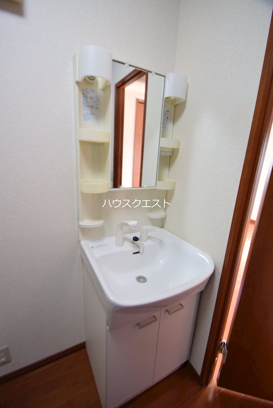 ガーネット御所西 洗面所