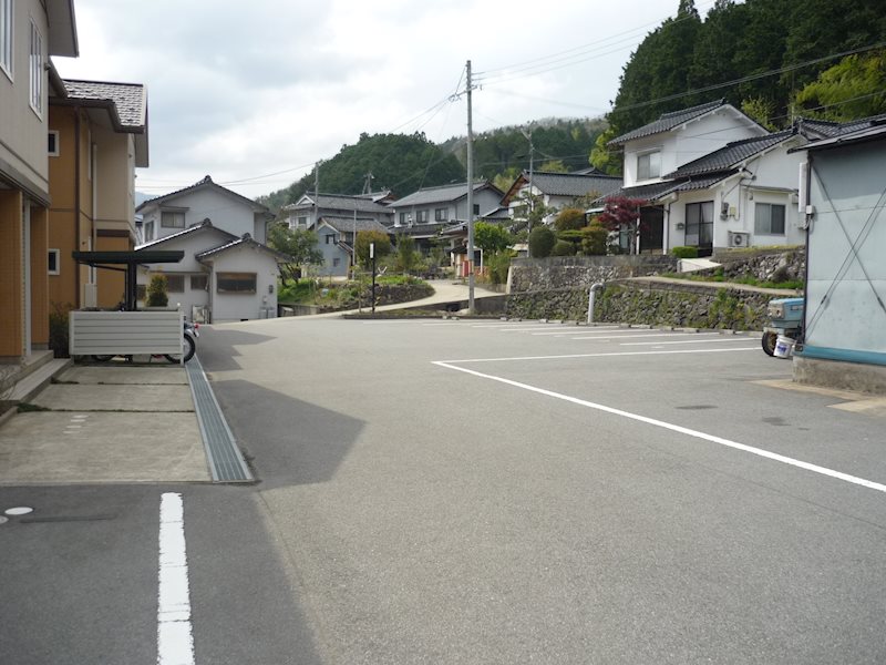 橘ハイツ 駐車場