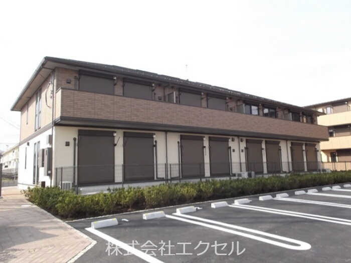グランメール2番館 駐車場