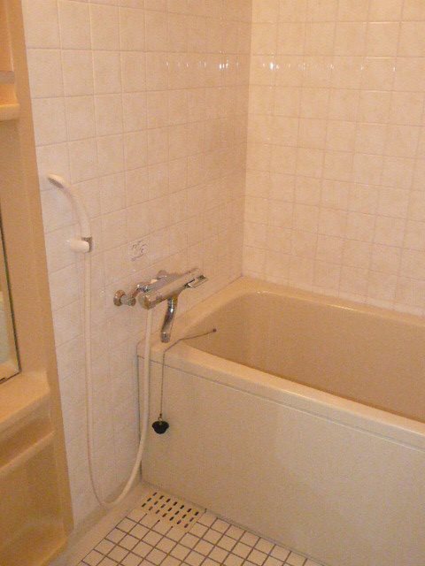 コモドカーサ新神戸 風呂画像