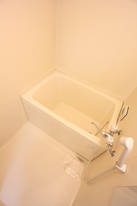 メゾンドリーフ 風呂画像