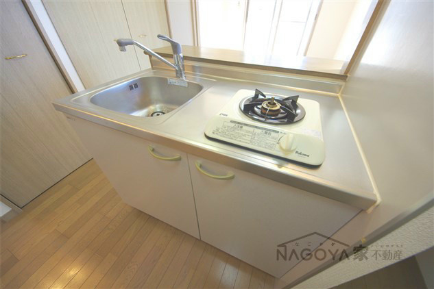 ＨＡＲＡＤＡ栄南ビル キッチン