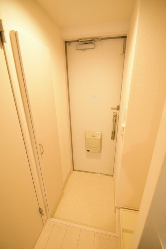 リブリ・サンモール戸塚 玄関