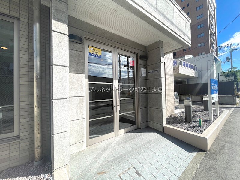 BUENA上大川前通3番町 エントランス