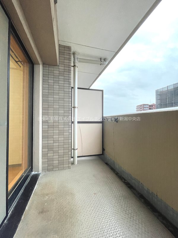 BUENA上大川前通3番町 ベランダ