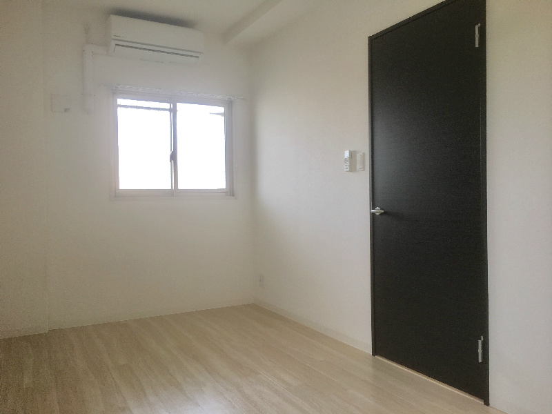 ロンド・エーデルワイス ベッドルーム