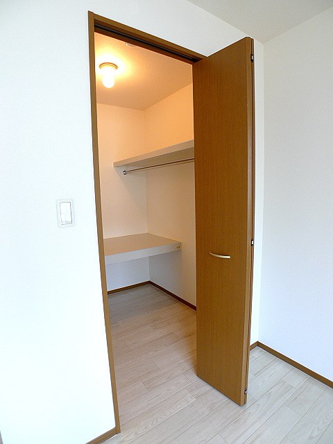 ゴールドパストラル 収納