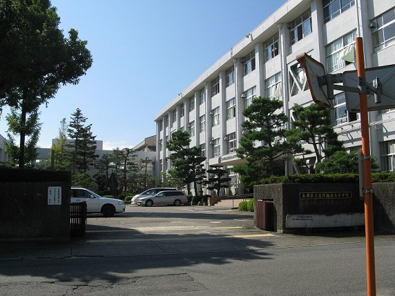 ポンペイ 高校・高専
