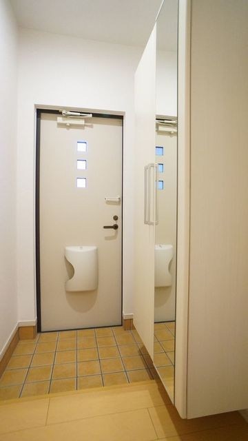 クレストタウンⅡ 玄関