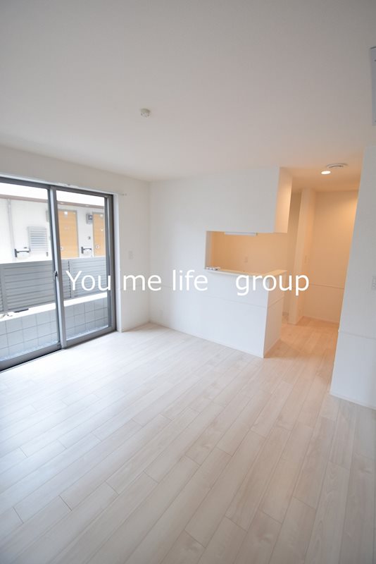 パルフェ鵠沼B リビング