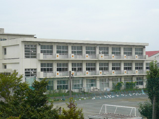 すずらん 小学校