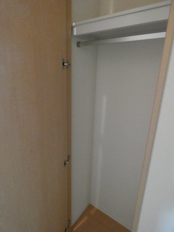 サンラルジュ北館 収納