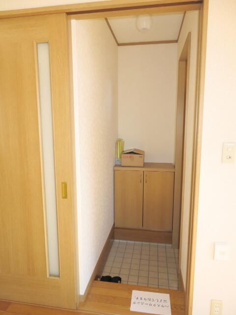 GRACE　SHONANⅦ 玄関