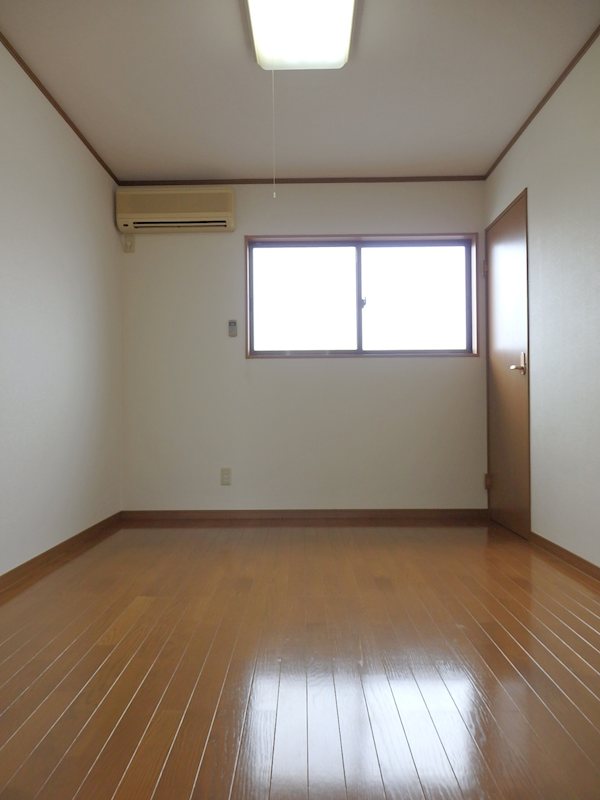コーポ井上 ベッドルーム