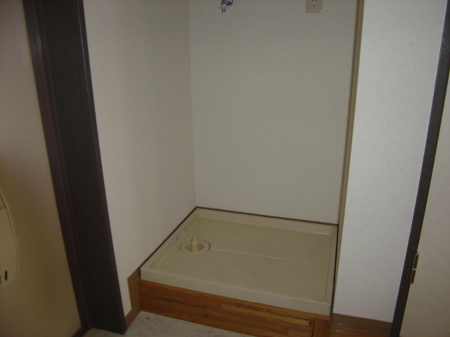 サンロード・スクエア・ショウワ 玄関