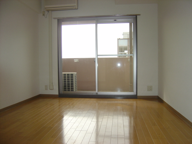 サンロード・スクエア・ショウワ リビング