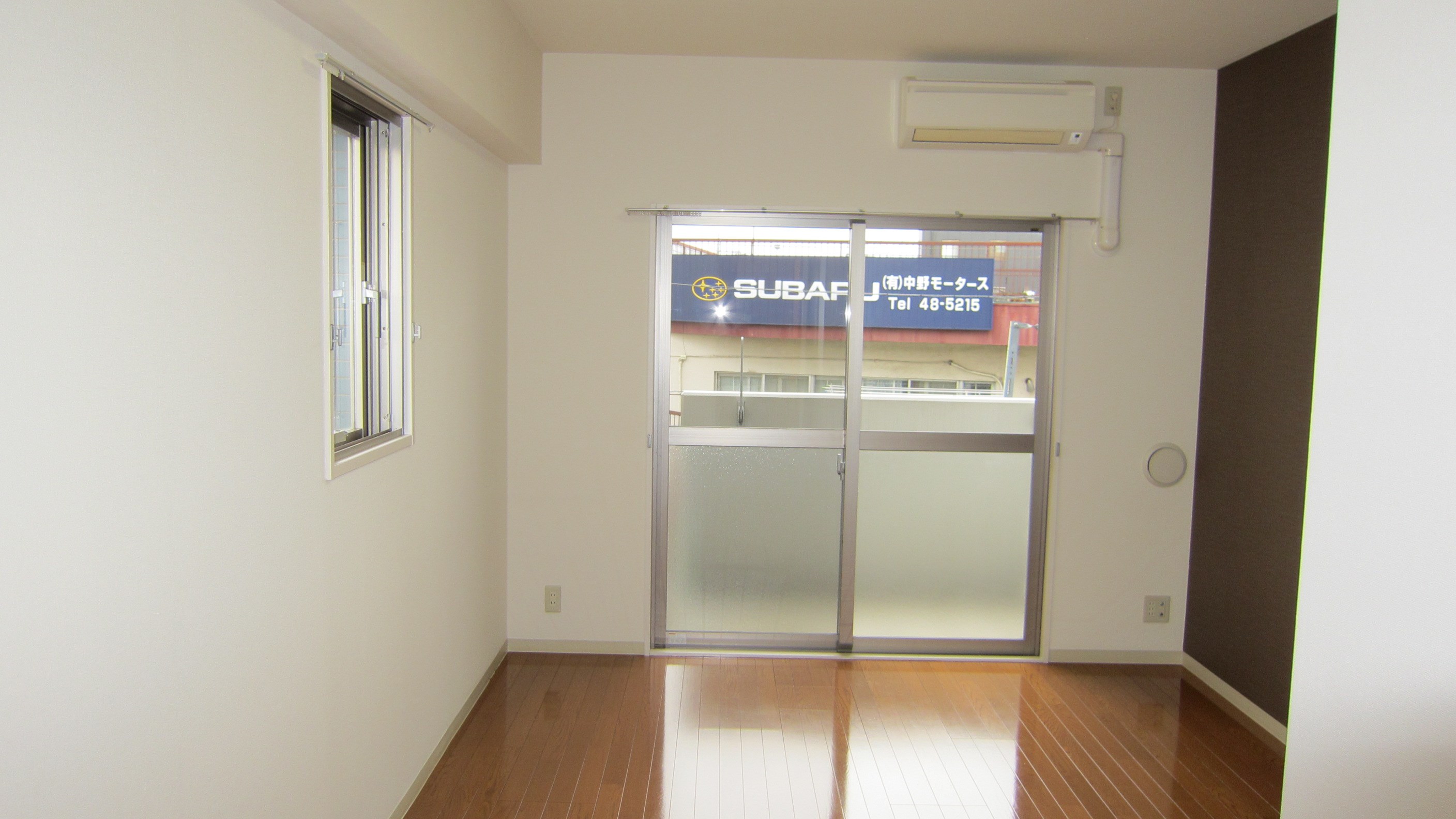 クティールM リビング