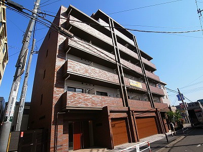 ロイヤルグレース道 201号室 外観