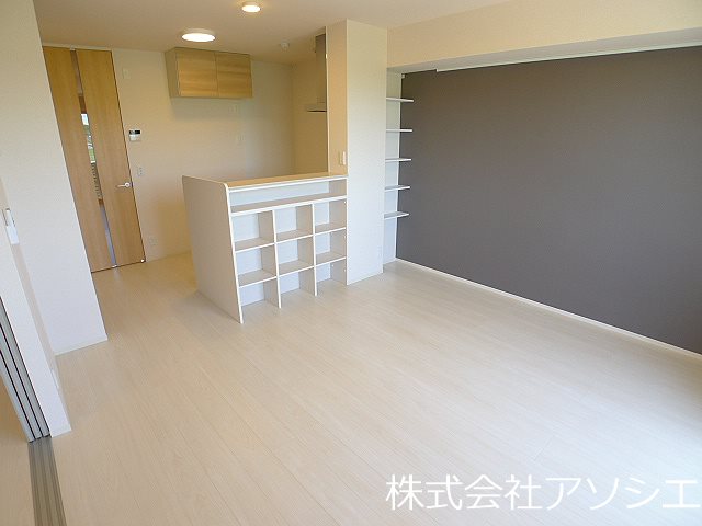 ロイジェントパークス　レイクタウン　Ⅲ　Ｅ リビング