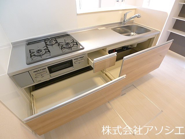 ロイジェントパークス　レイクタウン　Ⅲ　Ｅ キッチン
