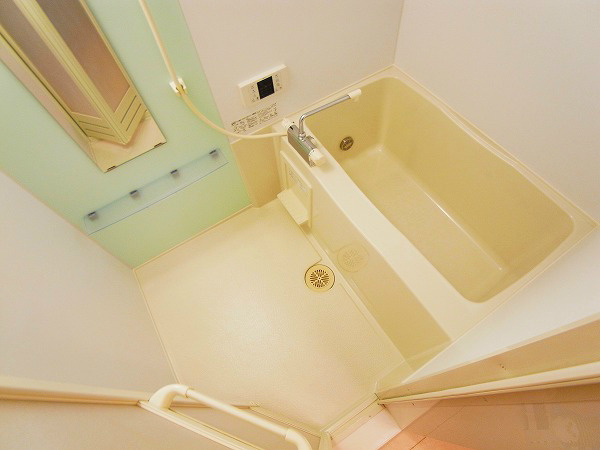 ストラールB 風呂画像