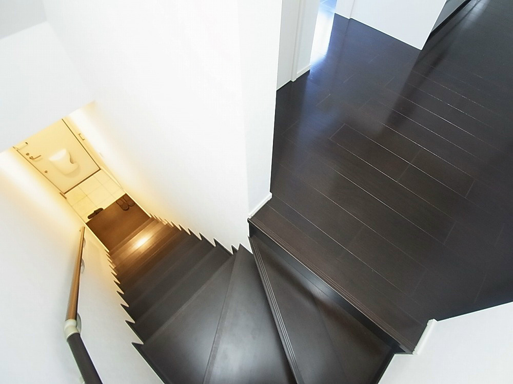 アルバ・トレ柏 玄関