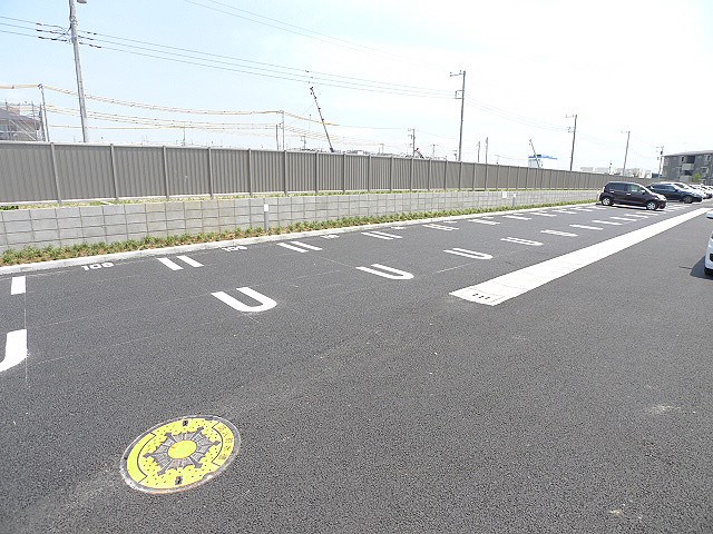 ロイジェントパークス　レイクタウン　Ⅲ　F 駐車場