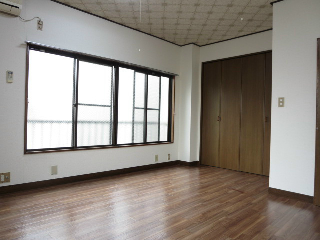 ハイツニコー ベッドルーム