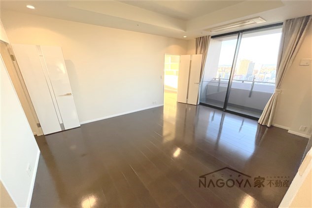 千種タワーヒルズ ベッドルーム