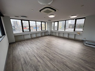 TMTビル リビング