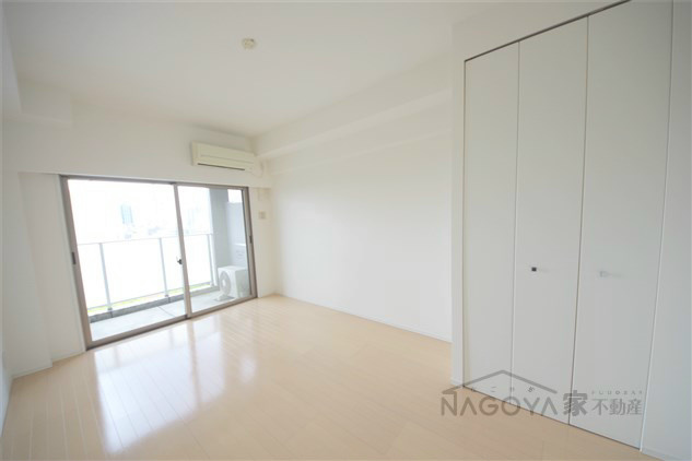 aLATO丸の内 リビング