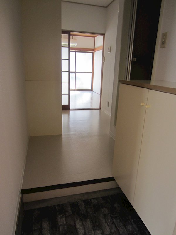 メゾンドブラン 玄関