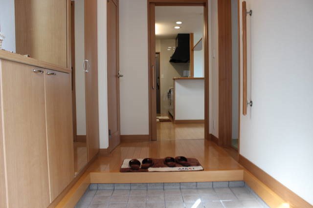 井口台積水ハウス一戸建 玄関