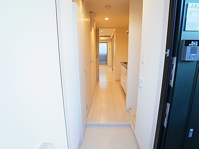 リブリ・オルテンシア 玄関