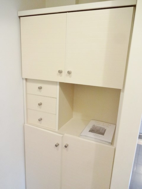 メゾンイースト 玄関