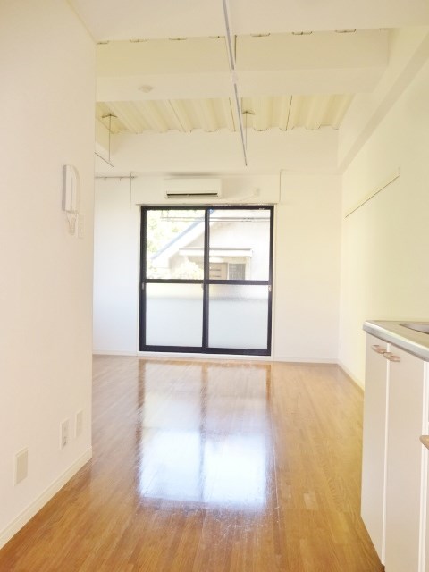 メゾンイースト リビング