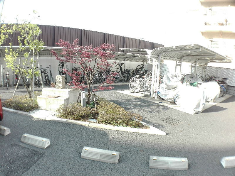 アン･ボルヌ その他32